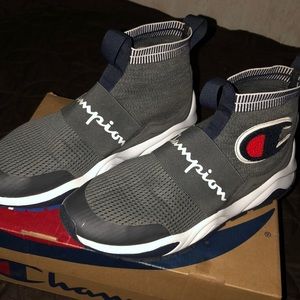 size 10, champion rally pro gray